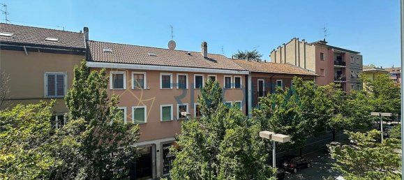 1 bedroom Apartment in Milan, Italy No. 363515 10