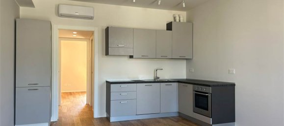 1 bedroom Apartment in Milan, Italy No. 363515 13