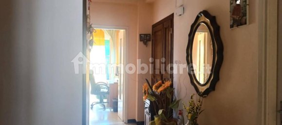 2 bedrooms Apartment in Barga, Italy No. 49182 3