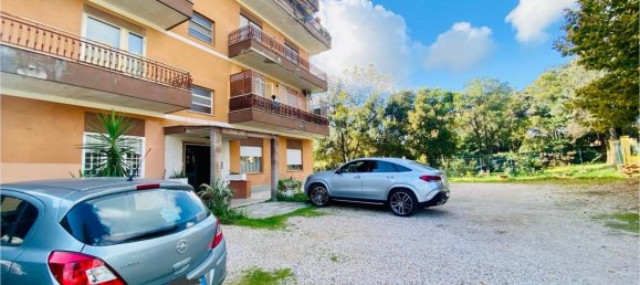 4 rooms Apartment in Rome, Italy No. 113220 14