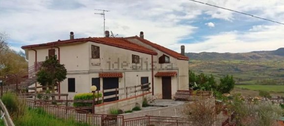 Дом с 4 спальнями в Кастель ди Сангро, Италия № 333968 21