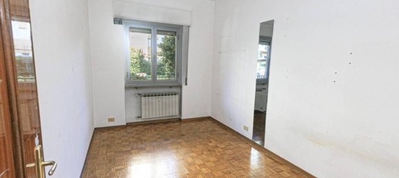 4غرفة شقة في Genoa, Italy رقم 151476 9