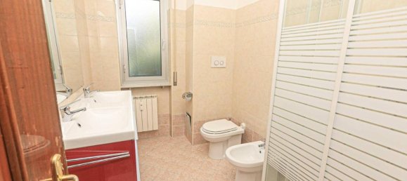 4غرفة شقة في Genoa, Italy رقم 151476 23