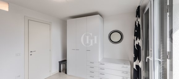 3-salle Appartement à Moniga del Garda, Italy No. 154694 8