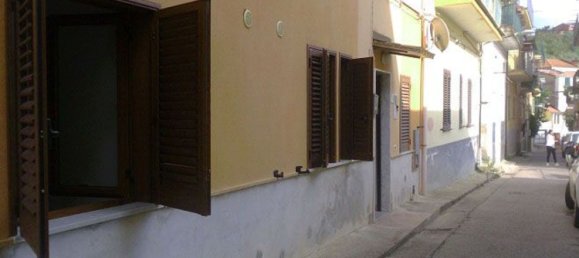 Apartamento T3 em Montecorvino Rovella, Italy N.º 328895 3