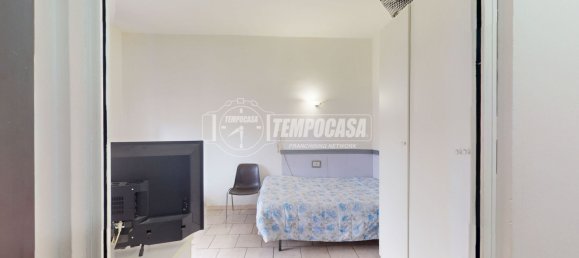 Studio in Turin, Italy No. 205998 7