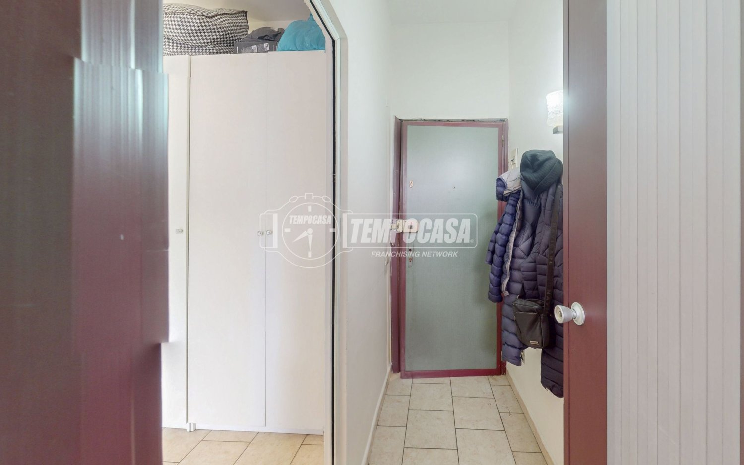 Studio in Turin, Italy No. 205998