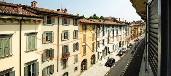 2 bedrooms Apartment in Bergamo, Italy No. 380866 12