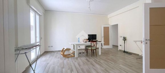 Apartamento T6 em Palermo, Italy N.º 336271 13