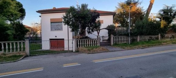 5 rooms Villa in Cervia, Italy No. 131007 9