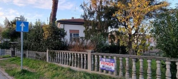 5 rooms Villa in Cervia, Italy No. 131007 7