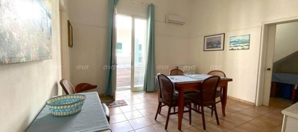 4-salle Appartement à Nardò, Italy No. 23916 5
