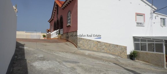 8 bedrooms House in Vinuela, Spain No. 58456 16