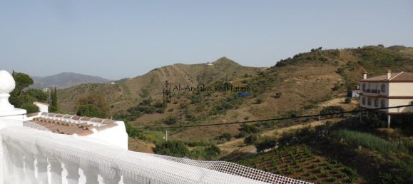 8 bedrooms House in Vinuela, Spain No. 58456 8