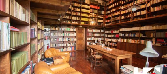 10 غرف نوم فيلا في Calvagese della Riviera, Italy رقم 295846 19