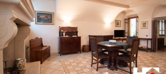 10 غرف نوم فيلا في Calvagese della Riviera, Italy رقم 295846 16