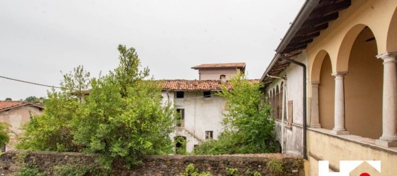 10 غرف نوم فيلا في Calvagese della Riviera, Italy رقم 295846 6