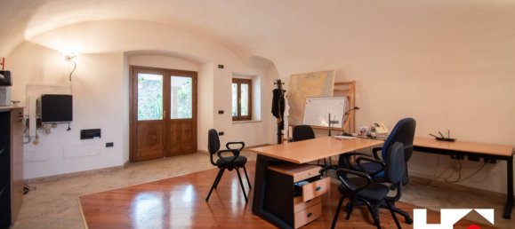 10 غرف نوم فيلا في Calvagese della Riviera, Italy رقم 295846 8