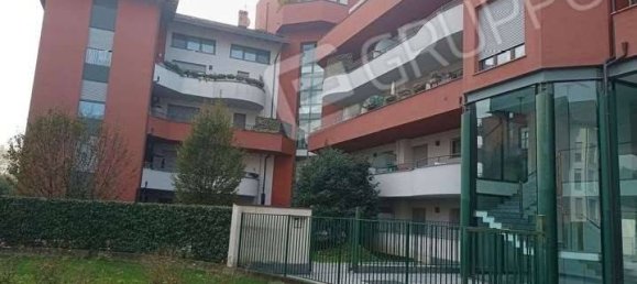 1 bedroom Apartment in Legnano, Italy No. 372598 2