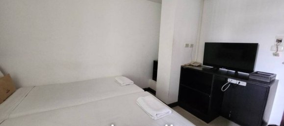 54 bedrooms Hotel in Bangkok, Thailand No. 13823 8