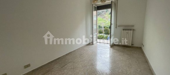 2 Schlafzimmer Wohnung in Genoa, Italy, Nr. 109763 5