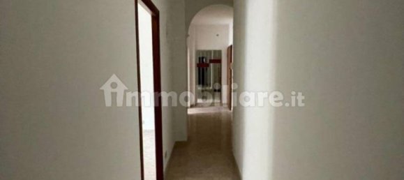 2 Schlafzimmer Wohnung in Genoa, Italy, Nr. 109763 14