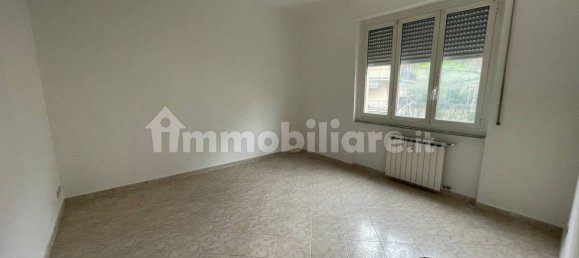 2 Schlafzimmer Wohnung in Genoa, Italy, Nr. 109763 7