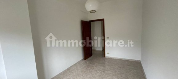 2 Schlafzimmer Wohnung in Genoa, Italy, Nr. 109763 10