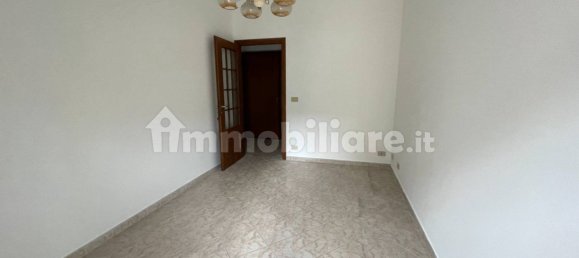 2 Schlafzimmer Wohnung in Genoa, Italy, Nr. 109763 6