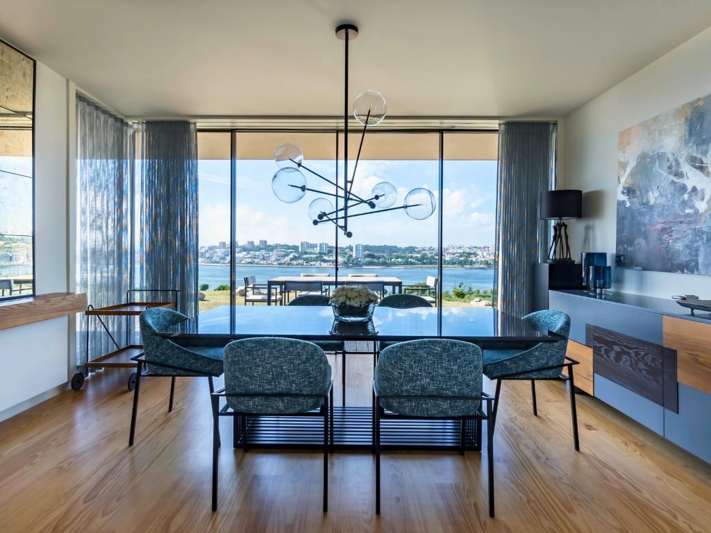 4 bedrooms Villa in Vila Nova de Gaia, Portugal No. 182830