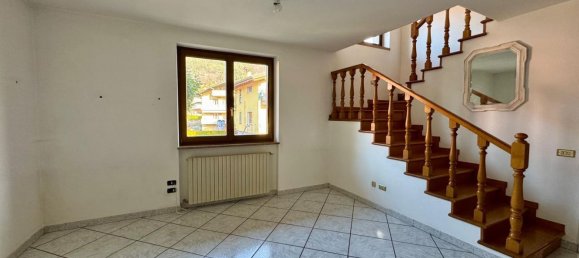 4 rooms Duplex in Clusone, Italy No. 235847 8