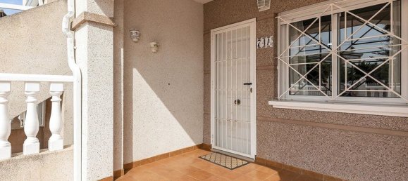 Bungalow de 2 dormitorios en Torrevieja, Spain No. 178496 17