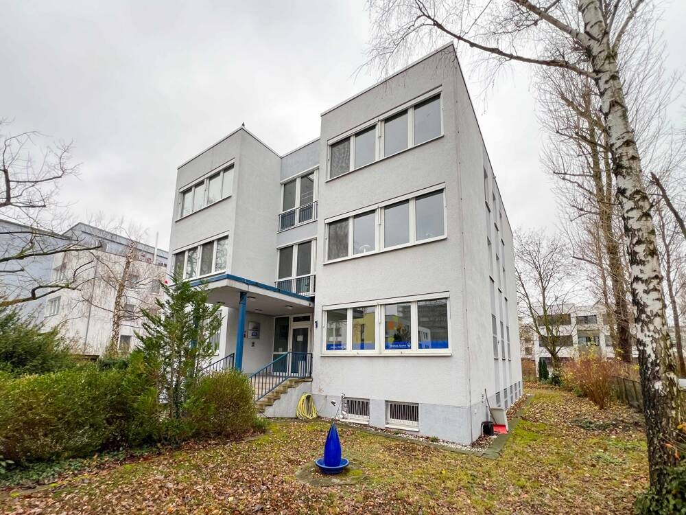 380m² Building in Pankow, Germany No. 51801