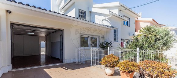 2 chambres Maison à Cascais, Portugal No. 48175 36