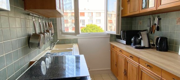 2 Schlafzimmer Wohnung in Cachan, France, Nr. 179030 8