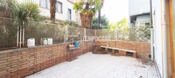 3 Schlafzimmer Wohnung in Perugia, Italy, Nr. 365777 20