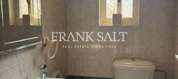 2 bedrooms Maisonette in Munxar, Malta No. 6153 12