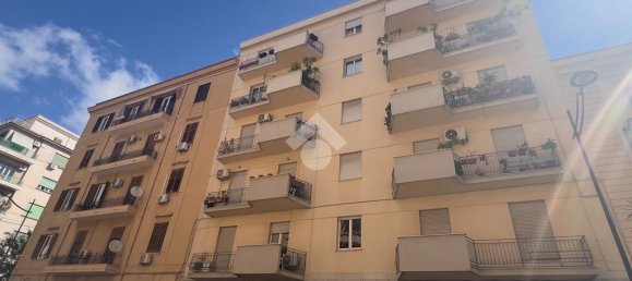 Квартира с 3 спальнями в Палермо, Италия № 361622 2