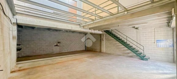 220m² Warehouse in Vignate, Italy No. 316036 13