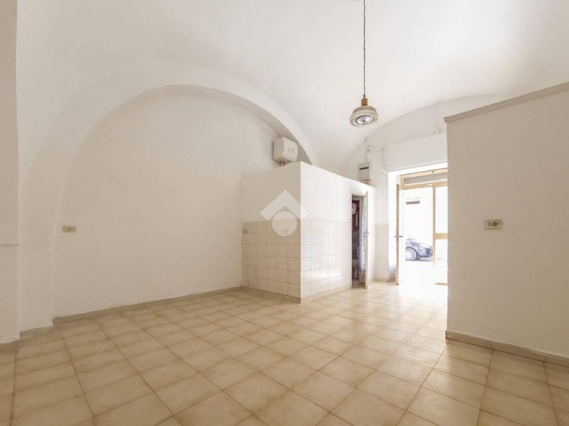 1 bedroom Apartment in Manfredonia, Italy No. 296145