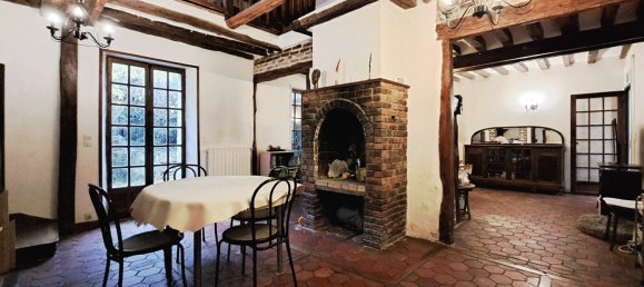 4 bedrooms House in Neuilly-en-Thelle, France No. 38381 4