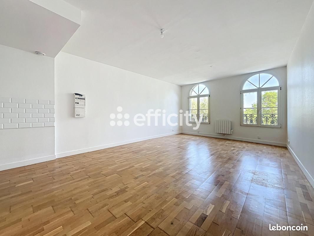 2 غرف نوم شقة في Montlouis-sur-Loire, France رقم 277727