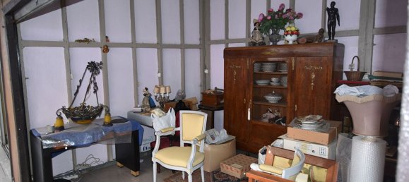 11m² Commercial property in Seine-Saint-Denis, France No. 180882 3