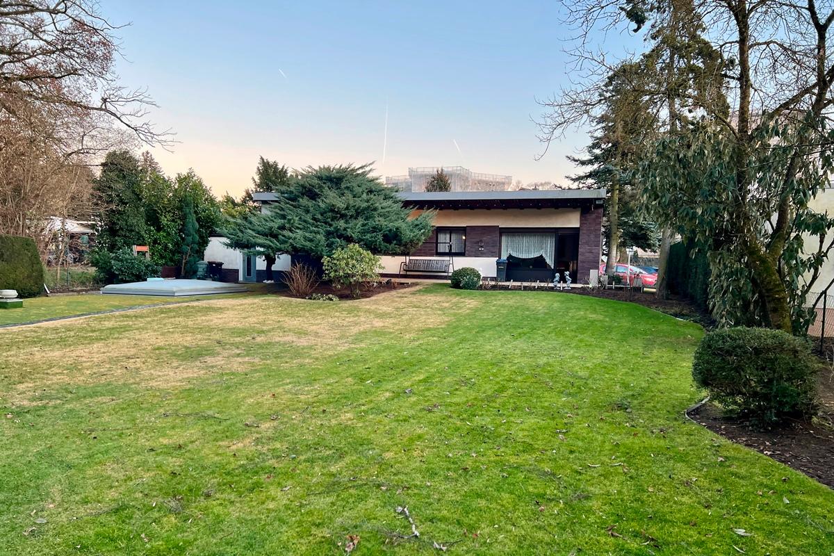 3 Schlafzimmer Bungalow in Offenbach, Germany, Nr. 137798