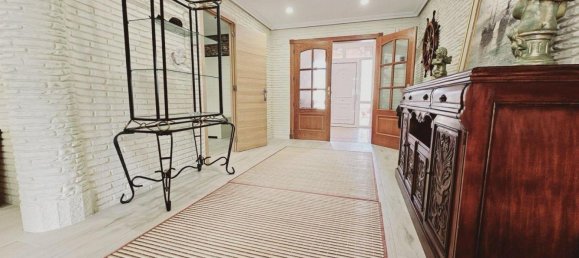 5 dormitorios villa en venta en Torrevieja, Alicante, Comunidad Valenciana, Spain № 365546 22
