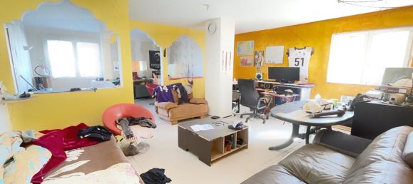 6 bedrooms Villa in Saint-Etienne-de-Tulmont, France No. 205404 5