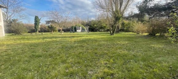 6 bedrooms Villa in Saint-Etienne-de-Tulmont, France No. 205404 2