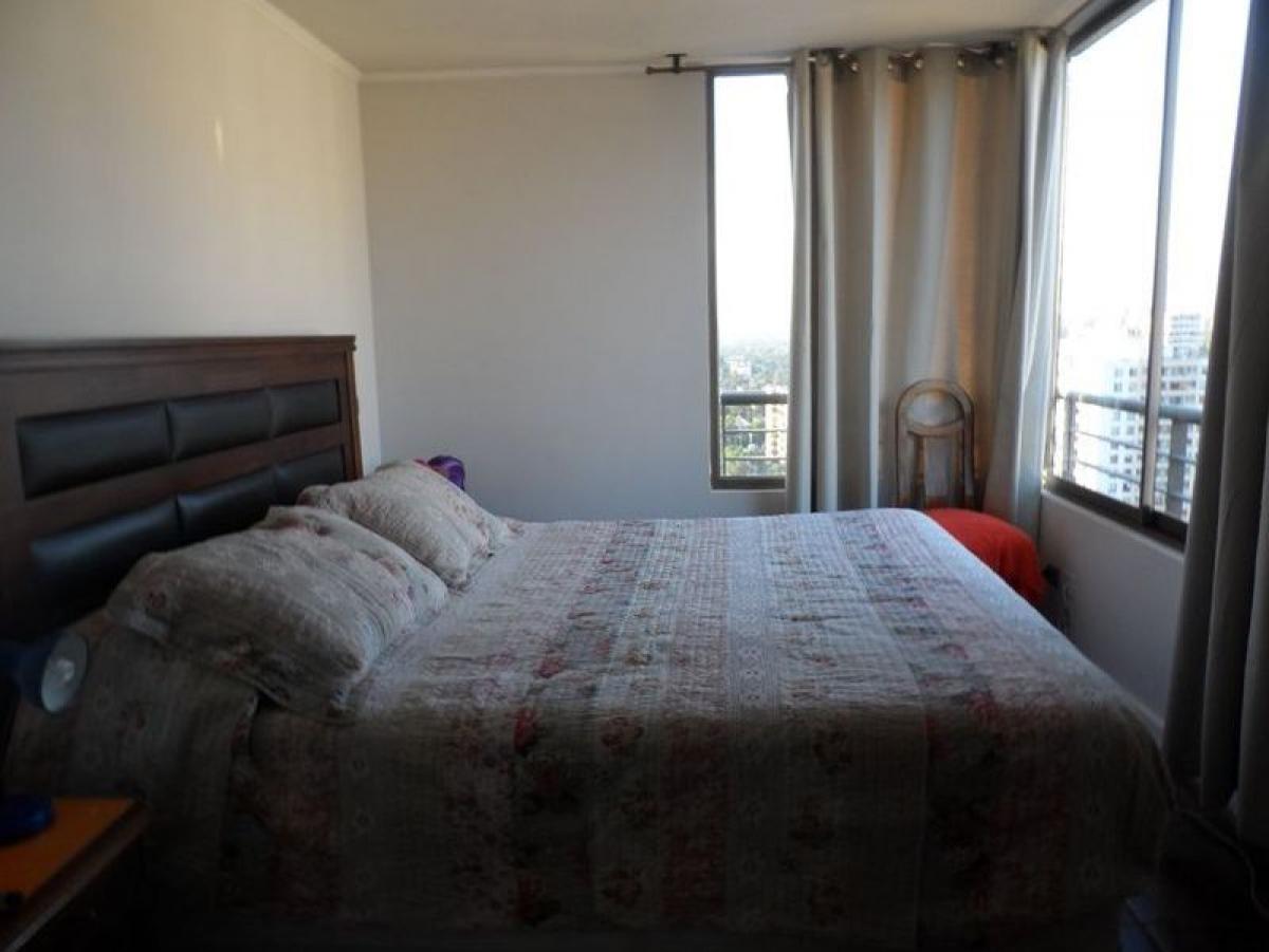 3 bedrooms Apartment in Santiago, Chile No. 5267