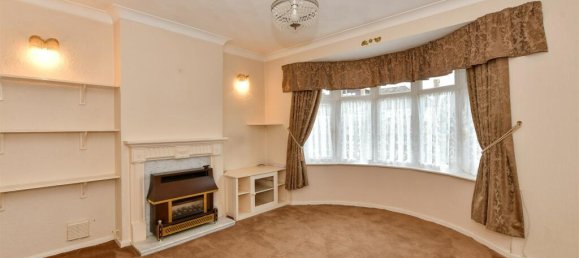 2 bedrooms Bungalow in Essex, United Kingdom No. 4065 2