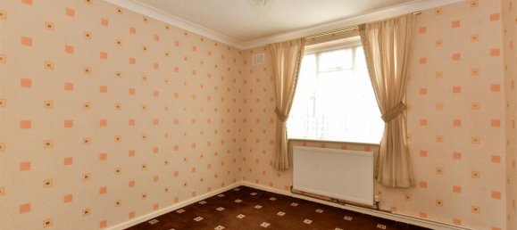 2 bedrooms Bungalow in Essex, United Kingdom No. 4065 6